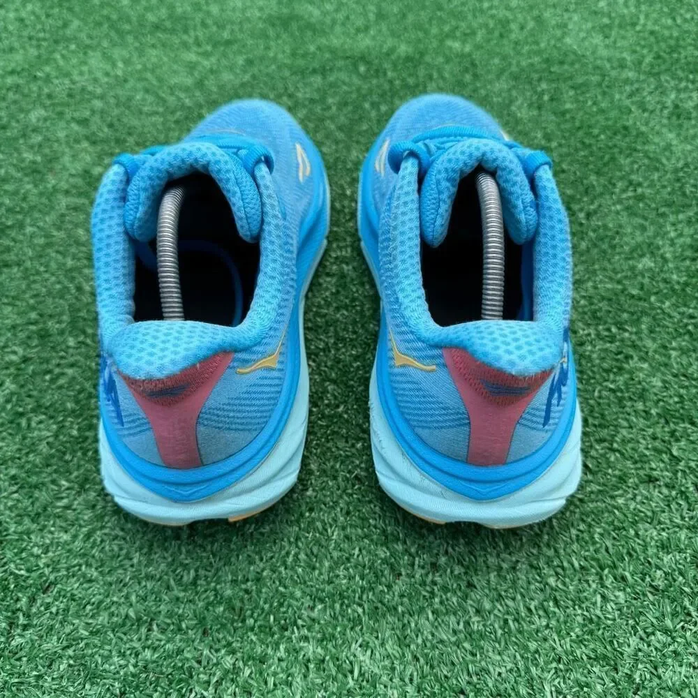 HOKA ONE ONE CLIFTON 9 - Women’s Running Shoes - SIZE 7.5B